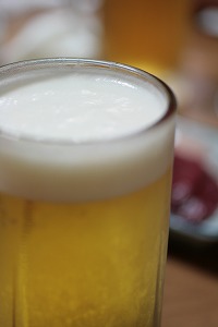祝杯のビール.jpg