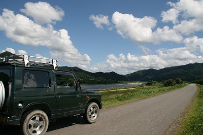 荒川の青空.jpg