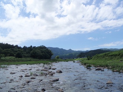 荒川支流の女川.jpg