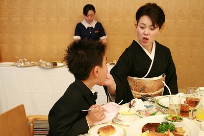 結婚披露宴にて.jpg